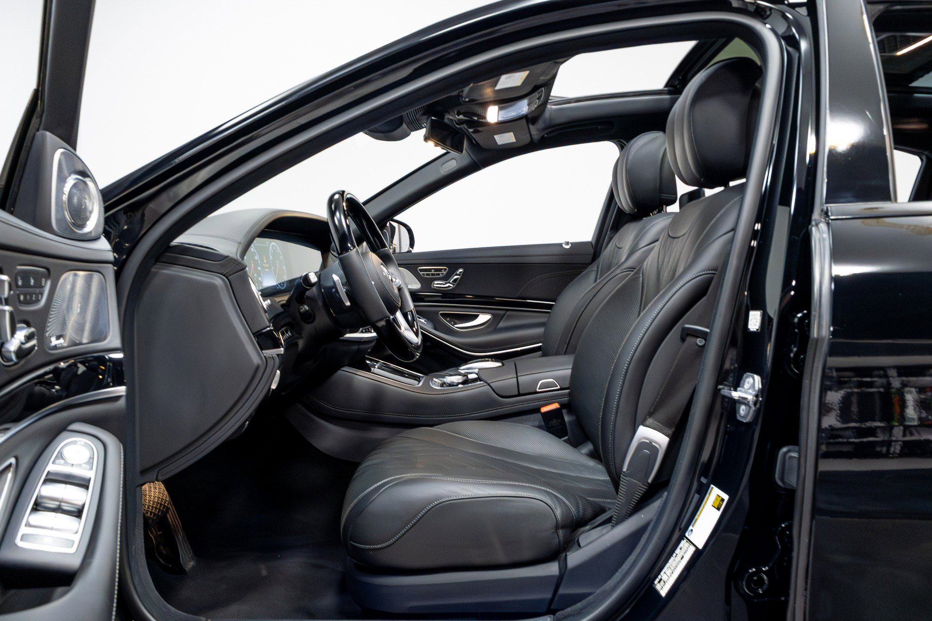 Used 2020 Mercedes-Benz Maybach S 650 image 5
