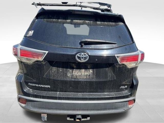 Used 2016 Toyota Highlander XLE image 8