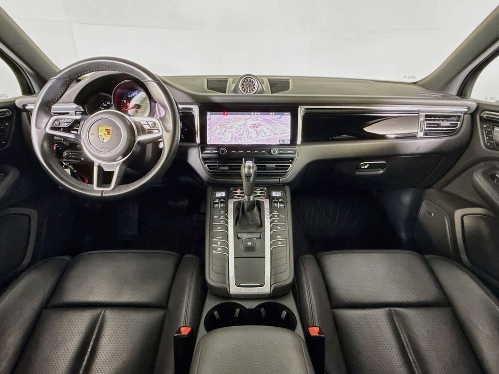 Certified 2021 Porsche Macan S AWD/4WD image 11