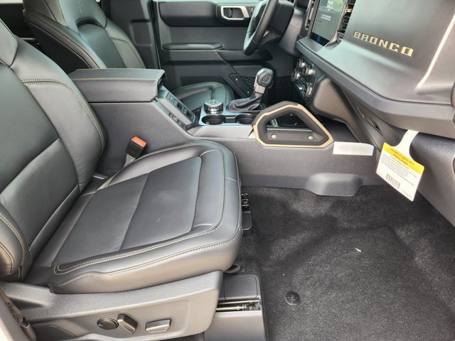 New 2026 Ford Bronco Badlands AWD/4WD image 10