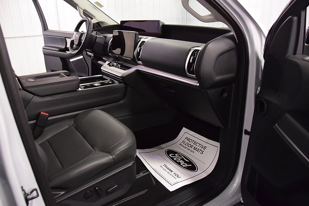 Used 2026 Ford Expedition Max Active AWD/4WD image 34