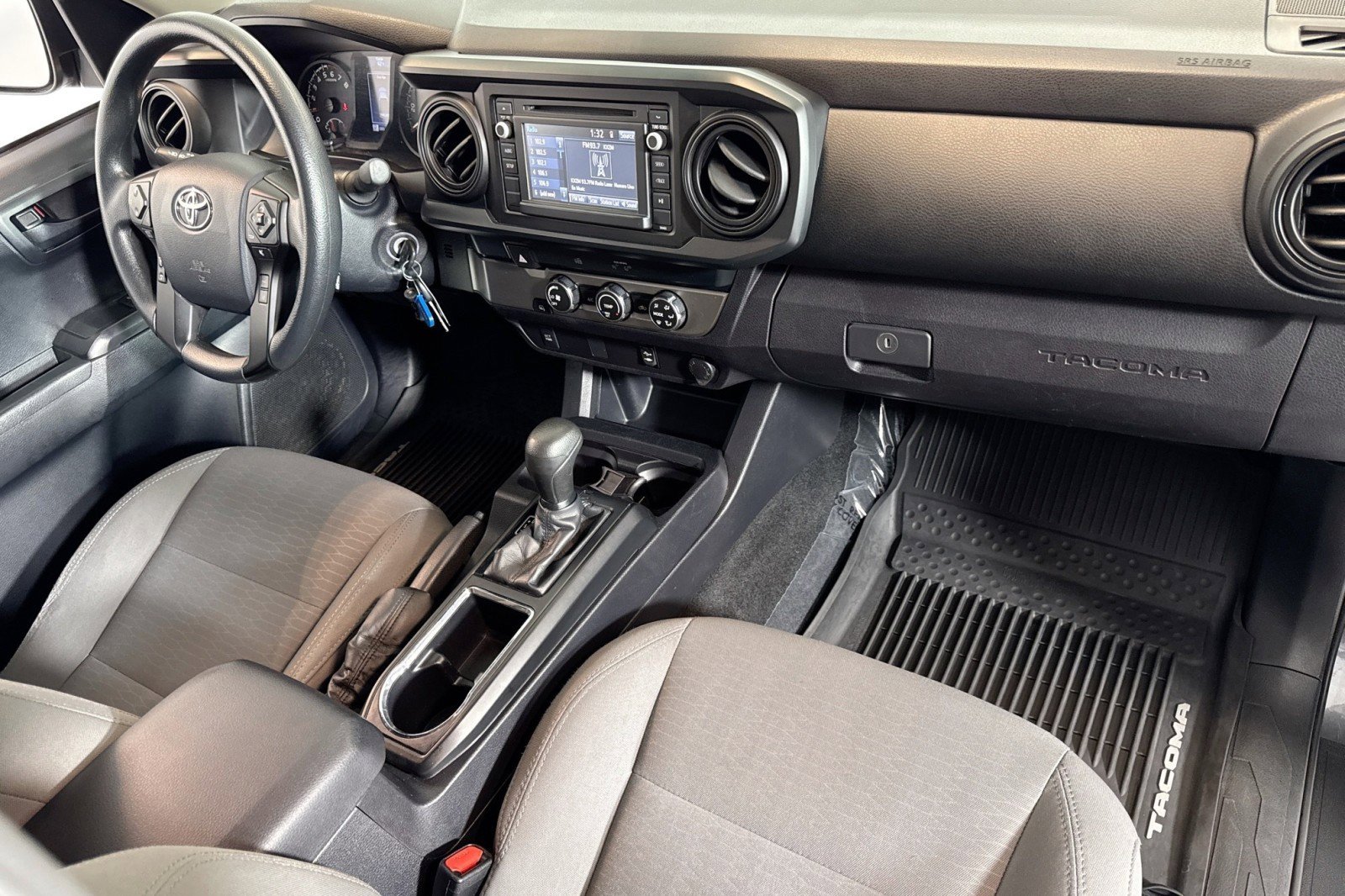 Used 2019 Toyota Tacoma SR w/ SX Package RWD image 25