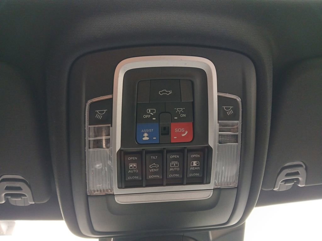 Used 2020 RAM 1500 Limited image 5