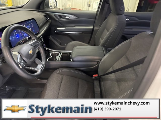 Used 2024 Chevrolet Traverse LT image 33