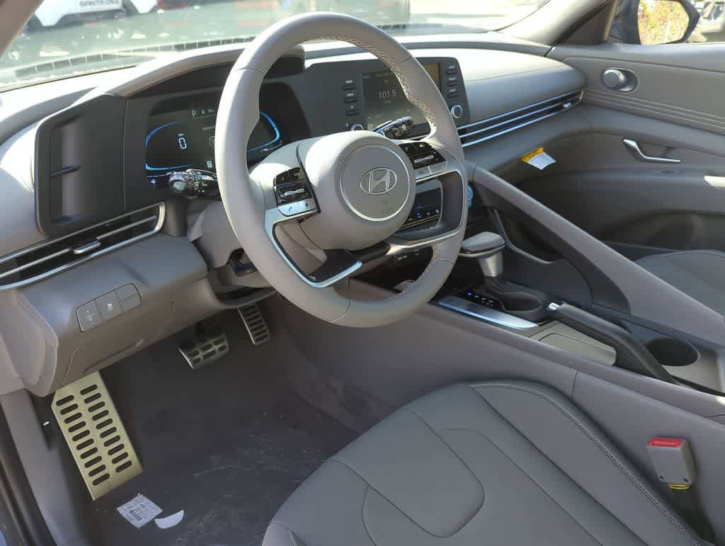 New 2026 Hyundai Elantra Sport FWD image 15