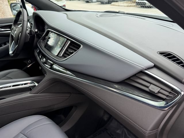 Used 2024 Buick Enclave Essence w/ Technology Package FWD image 19