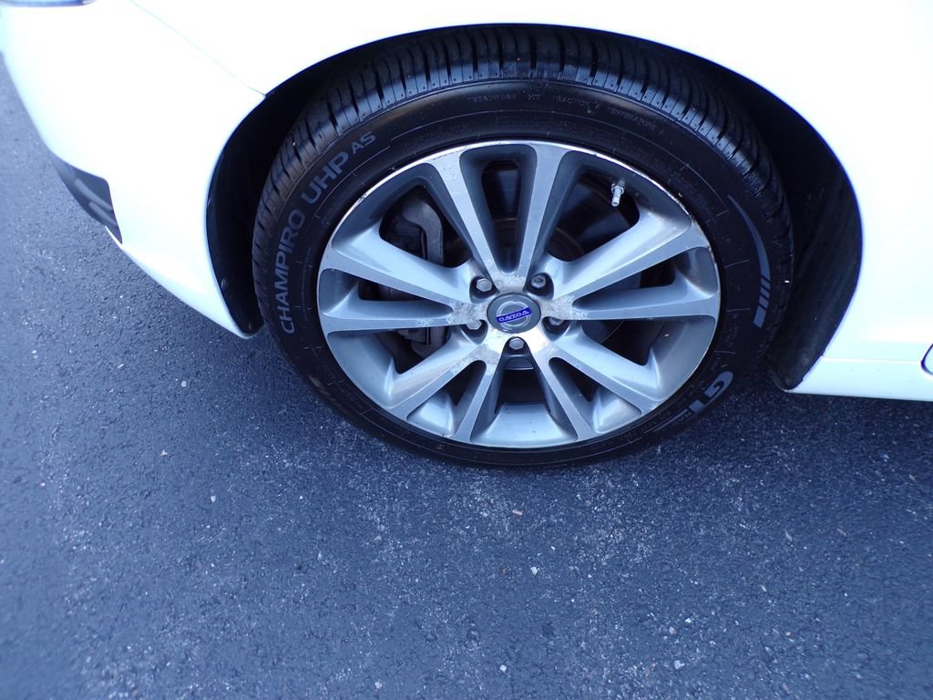 Used 2012 Volvo C70 T5 FWD image 14