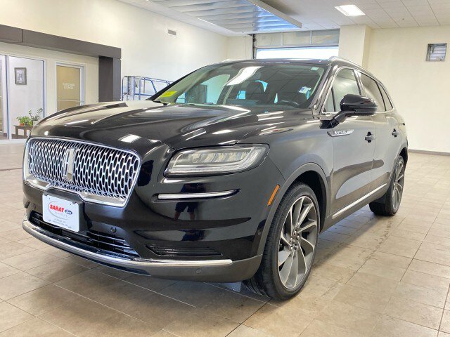 Used 2023 Lincoln Nautilus Reserve w/ Equipment Group 201A AWD/4WD image 4