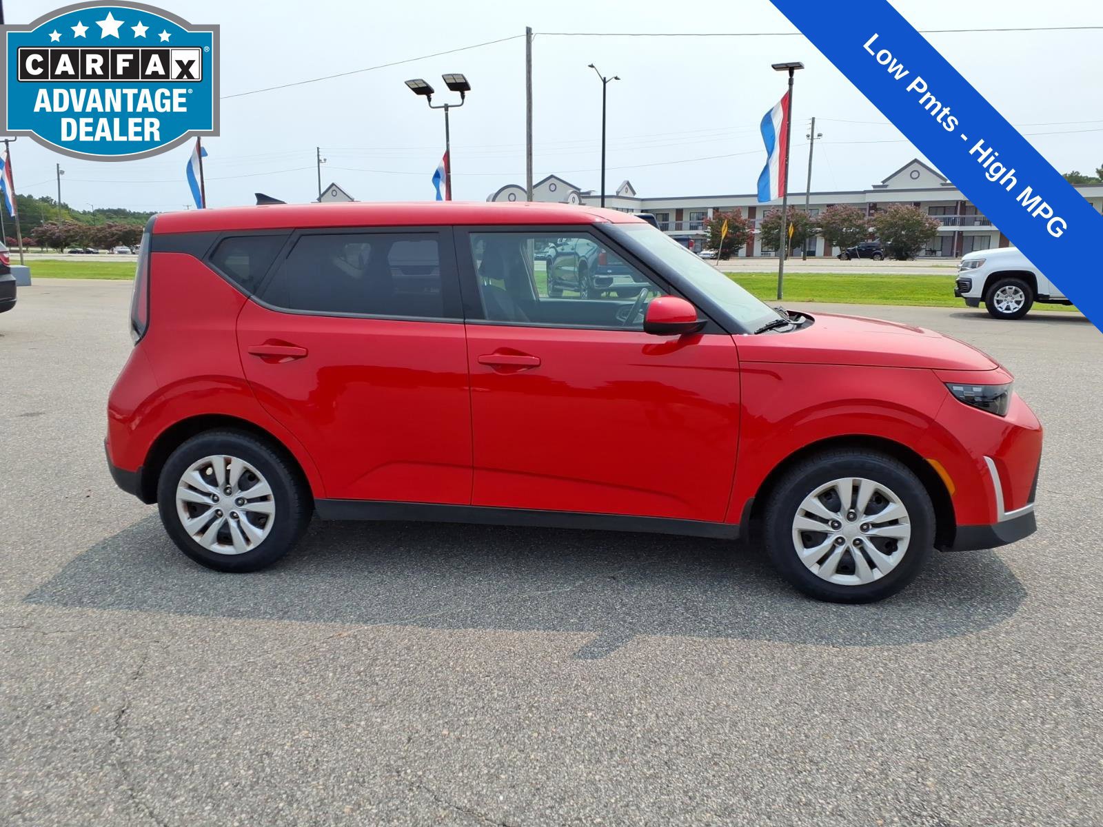 Used 2023 Kia Soul LX FWD image 6
