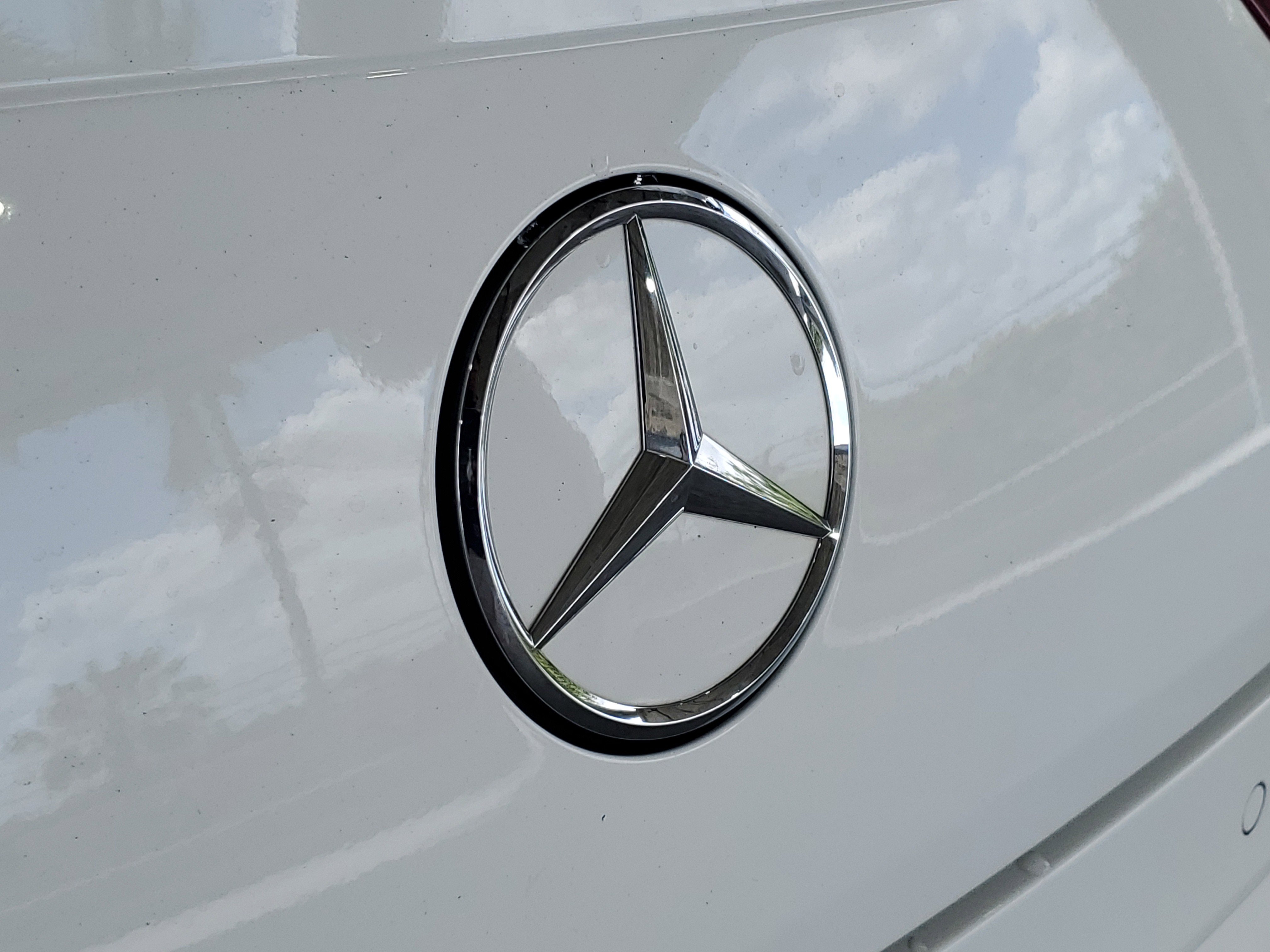 Used 2023 Mercedes-Benz CLA 250 w/ AMG Line image 5