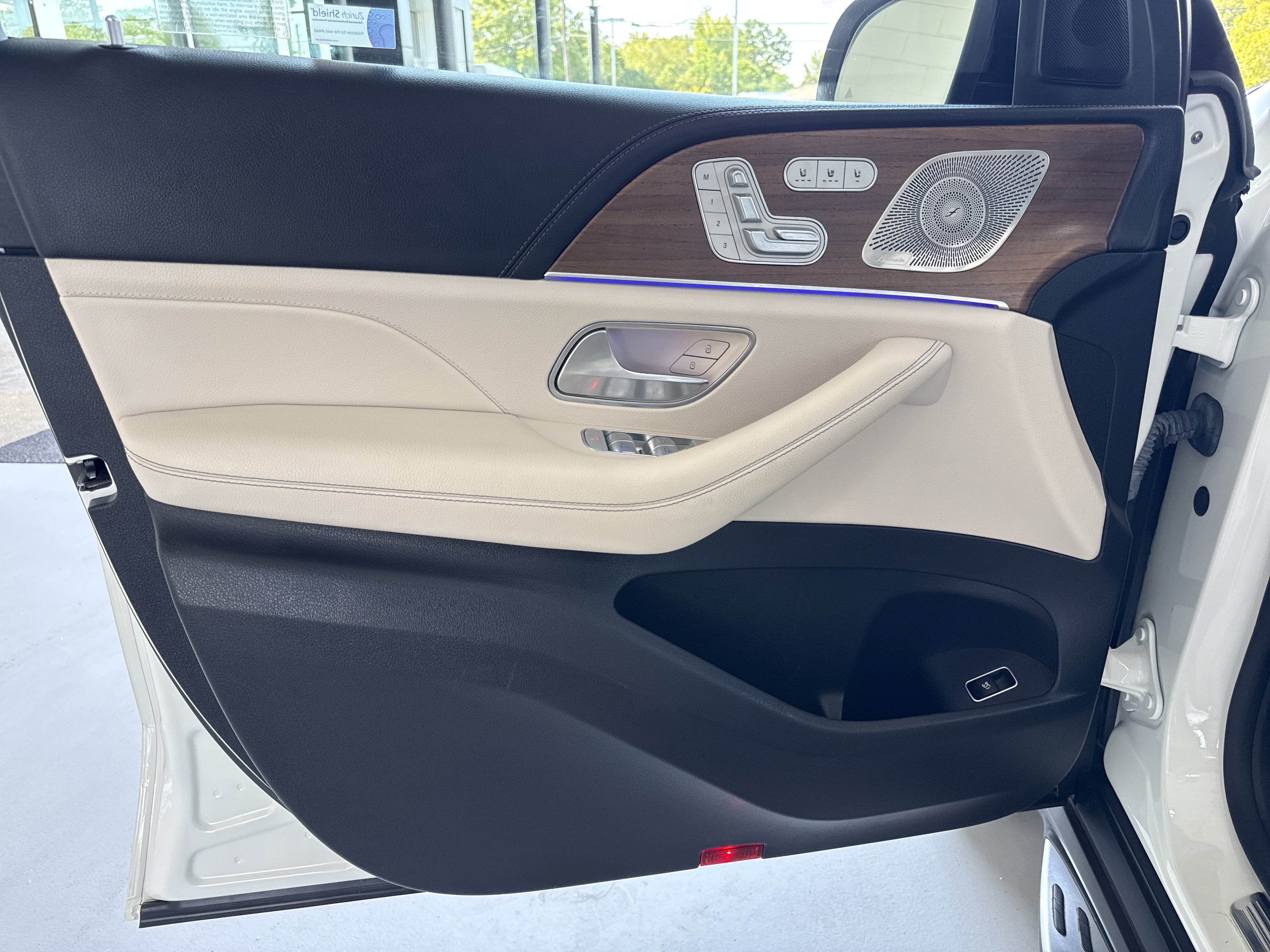 Certified 2022 Mercedes-Benz GLS 450 4MATIC image 8