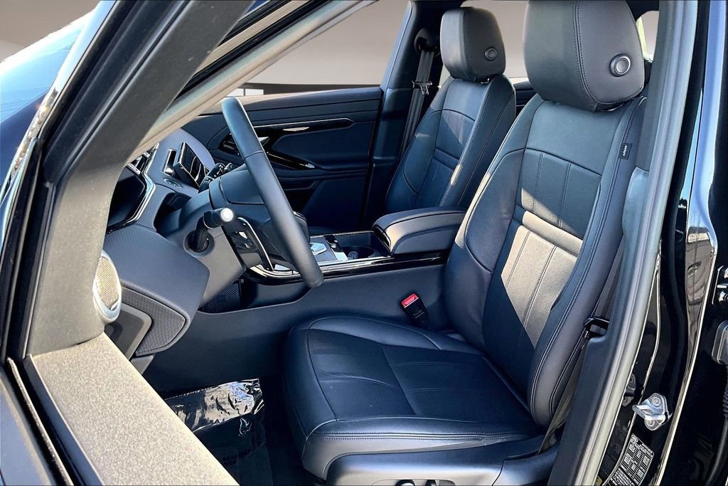 Certified 2023 Land Rover Range Rover Evoque R-Dynamic S image 19