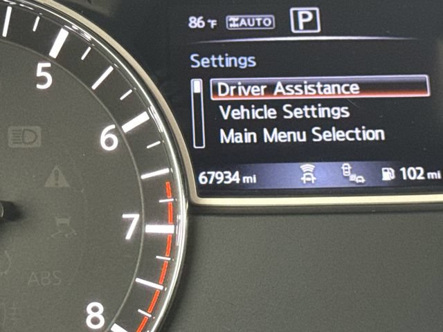 Used 2019 Nissan Pathfinder SV AWD/4WD image 12