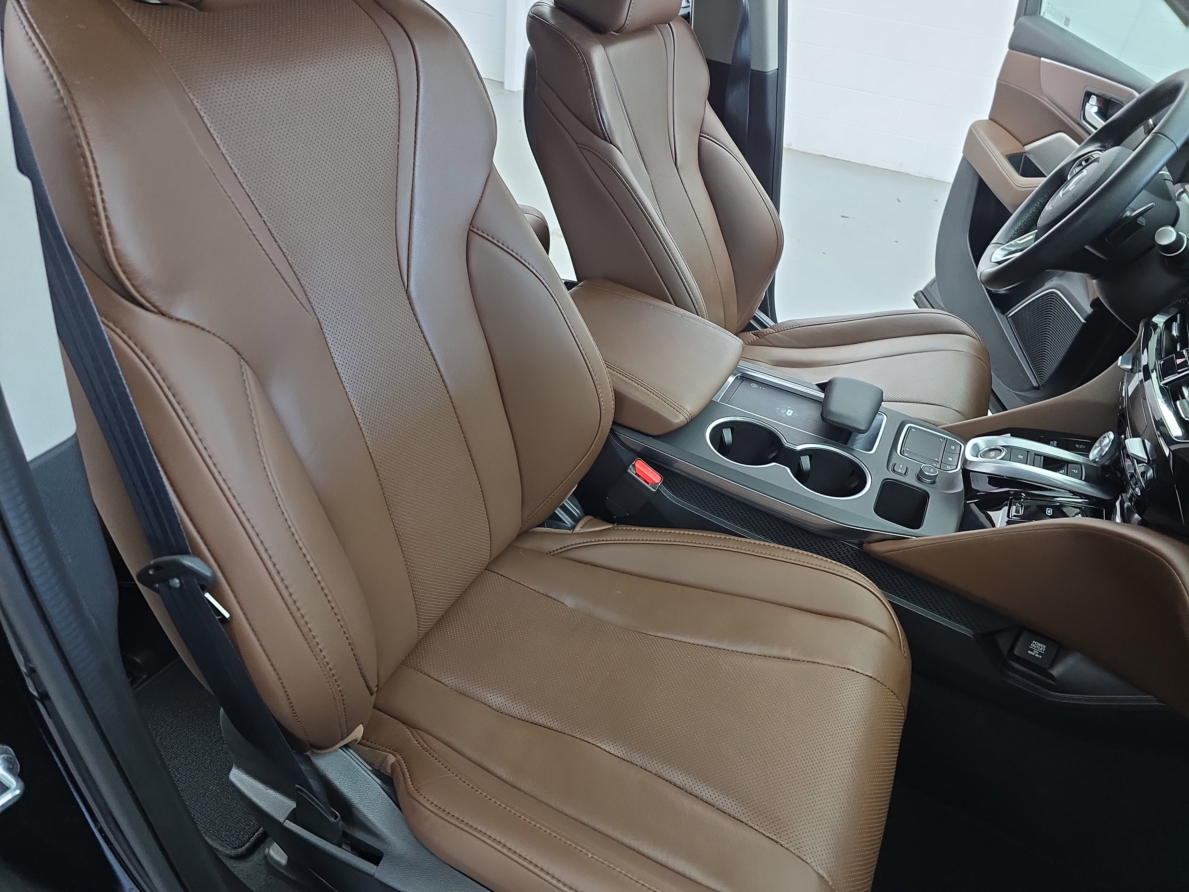 Used 2023 Acura MDX FWD w/ Technology Package image 10