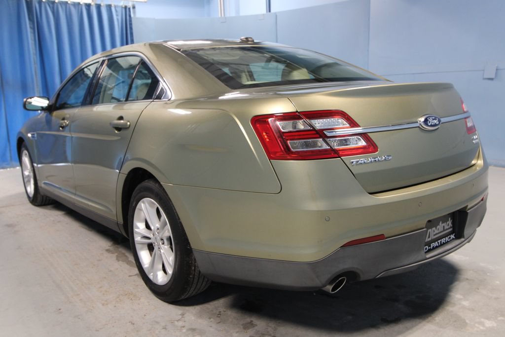 Used 2013 Ford Taurus SEL FWD image 25