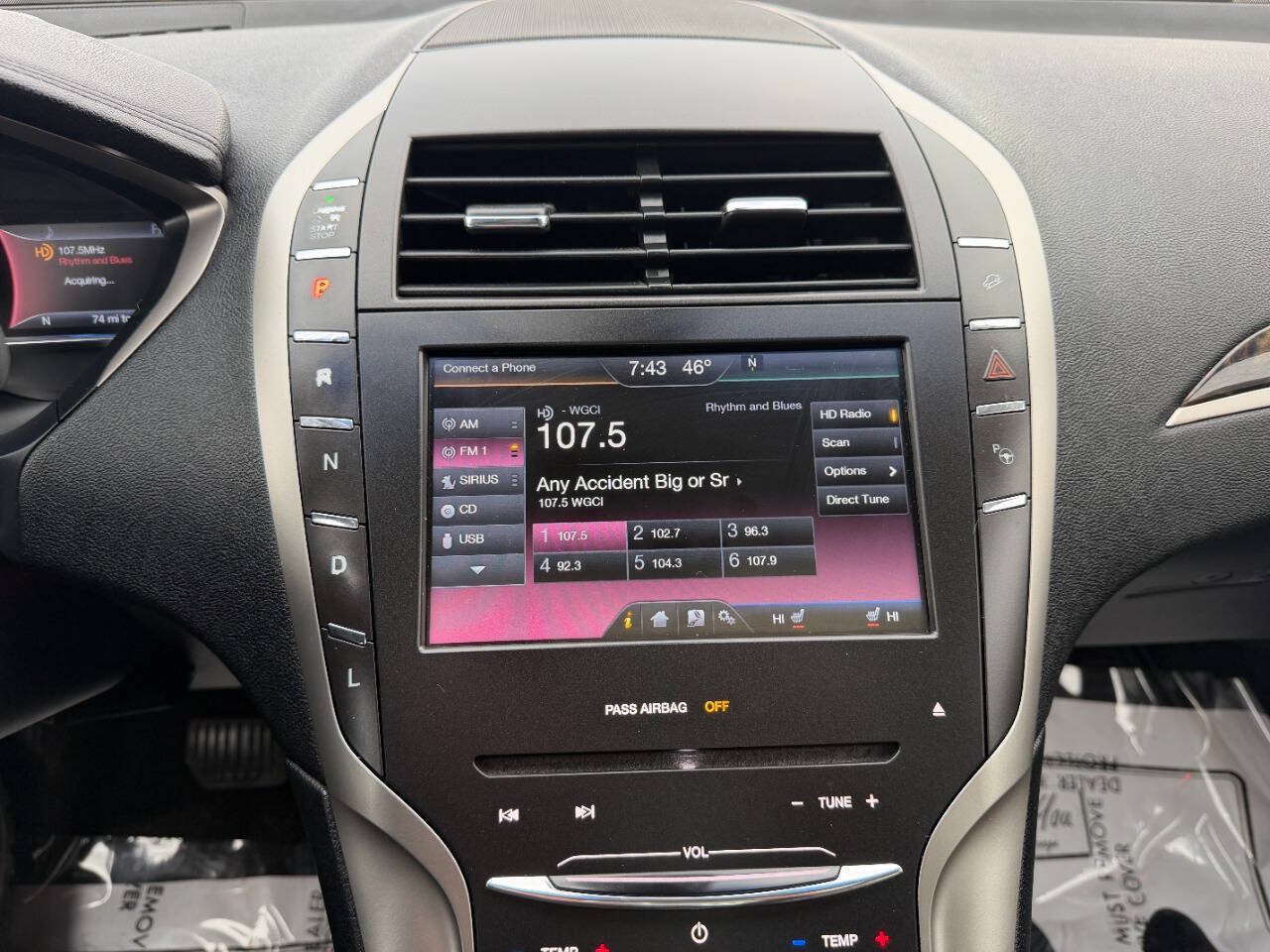 Used 2015 Lincoln MKZ Hybrid w/ Equipment Group 202A Reserve FWD image 39