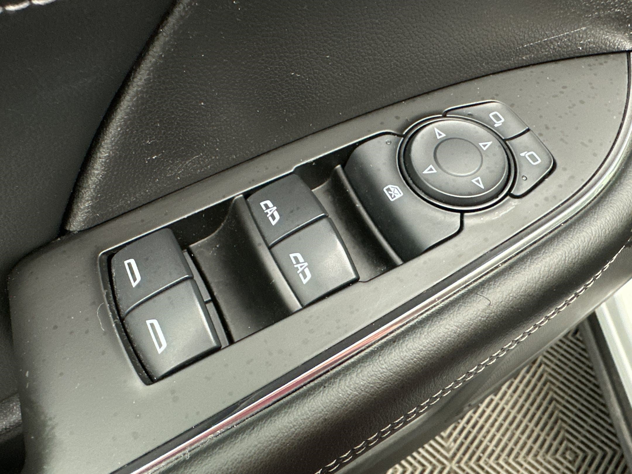 Certified 2023 Buick Envision Preferred AWD/4WD image 13