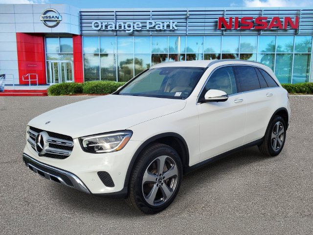 Used 2022 Mercedes-Benz GLC 300 4MATIC image 4