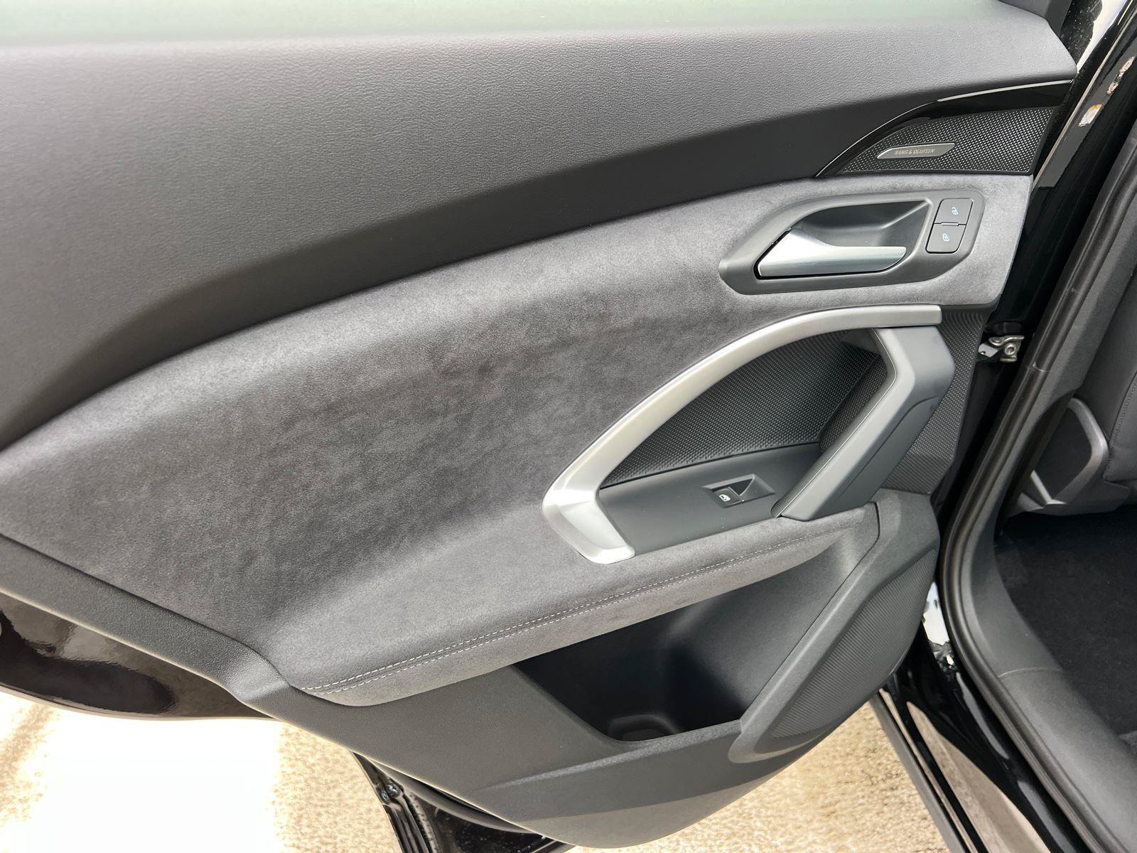 New 2025 Audi SQ5 Premium Plus AWD/4WD image 15