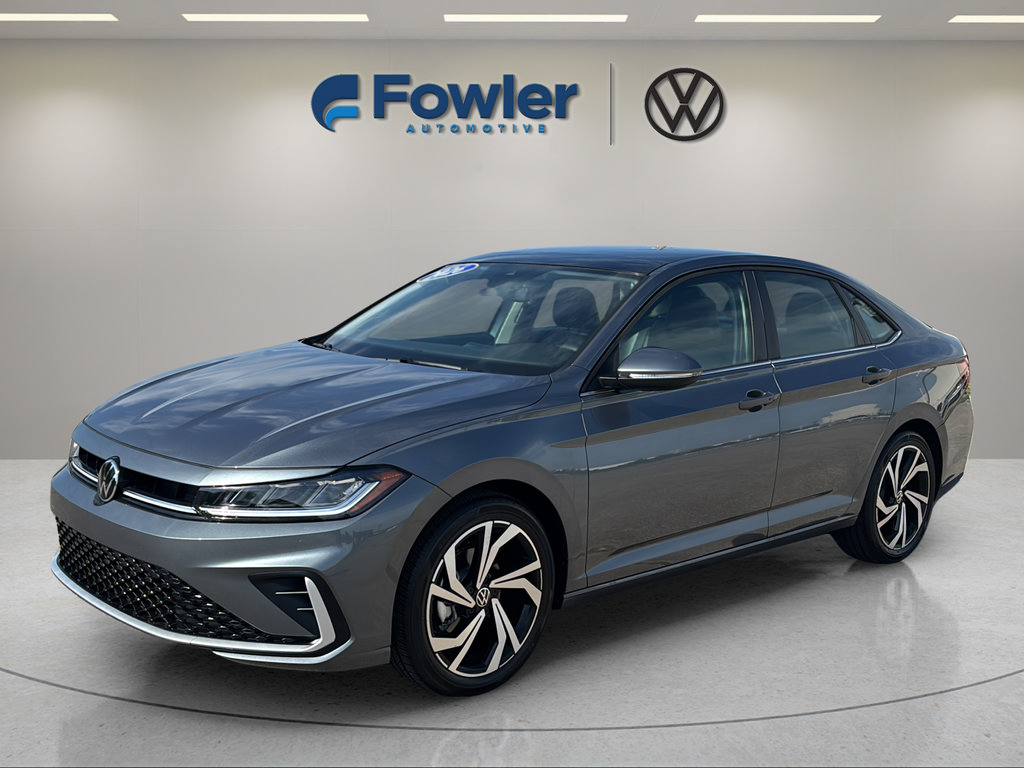 Used 2026 Volkswagen Jetta SEL FWD image 3