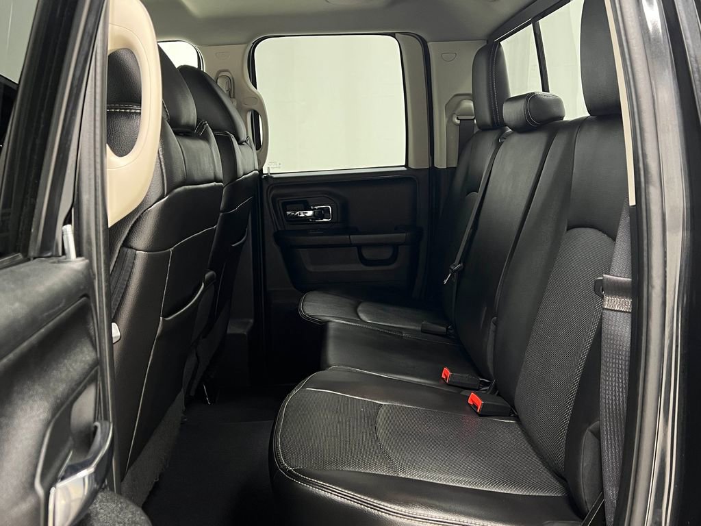 Used 2016 RAM 1500 Laramie w/ Convenience Group image 33