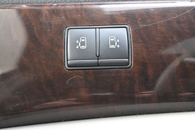 Used 2012 Nissan Quest SL w/ Bose Pkg FWD image 29