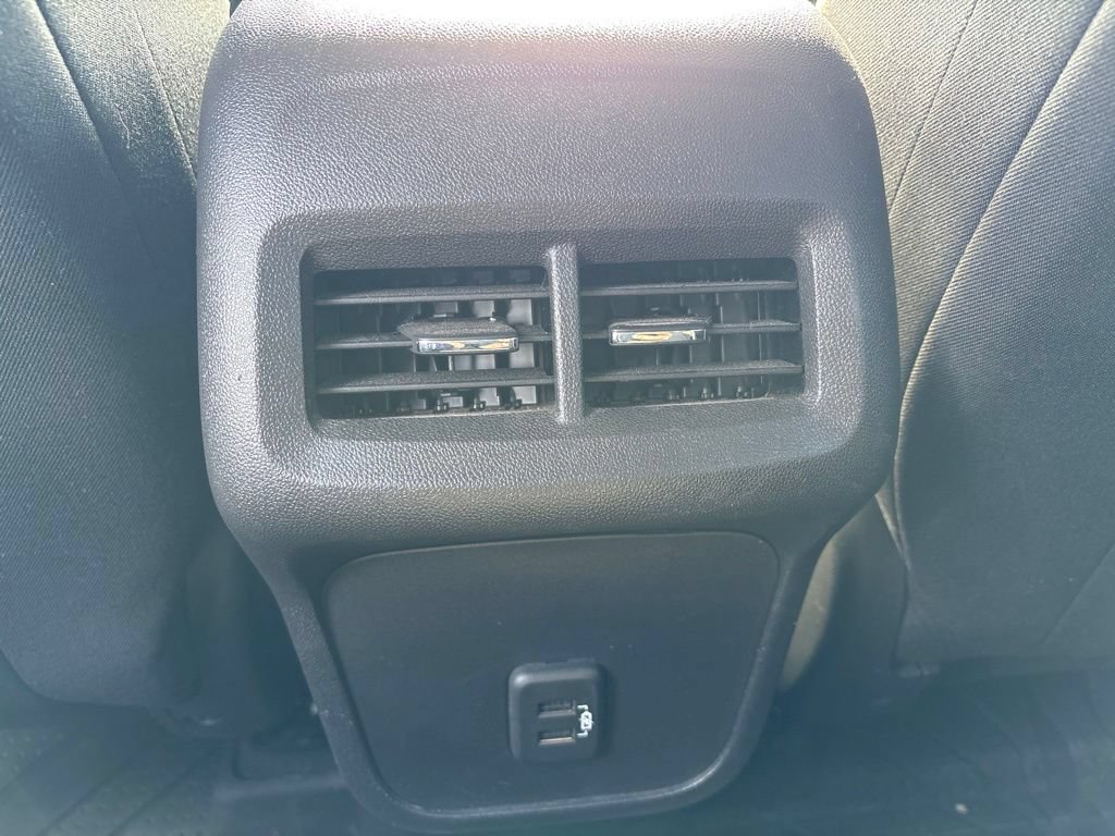 Used 2024 Chevrolet Equinox LT w/ LPO, Floor Liner Package FWD image 23