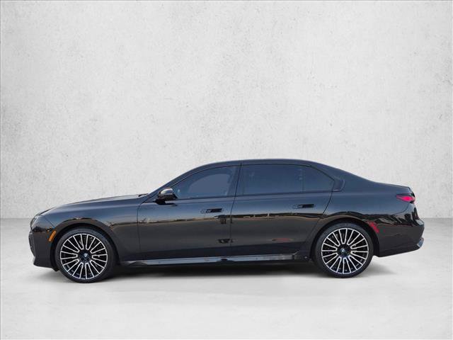 Certified 2025 BMW 760i xDrive w/ Executive Package AWD/4WD image 9