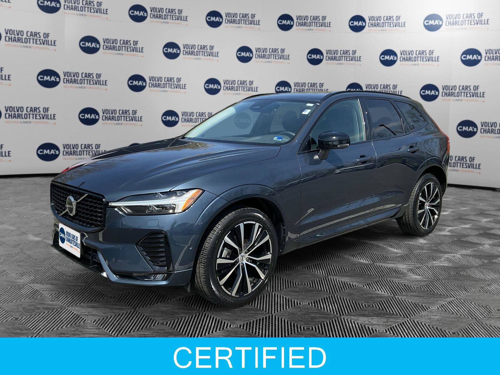 Used 2024 Volvo XC60 B5 Plus image 1