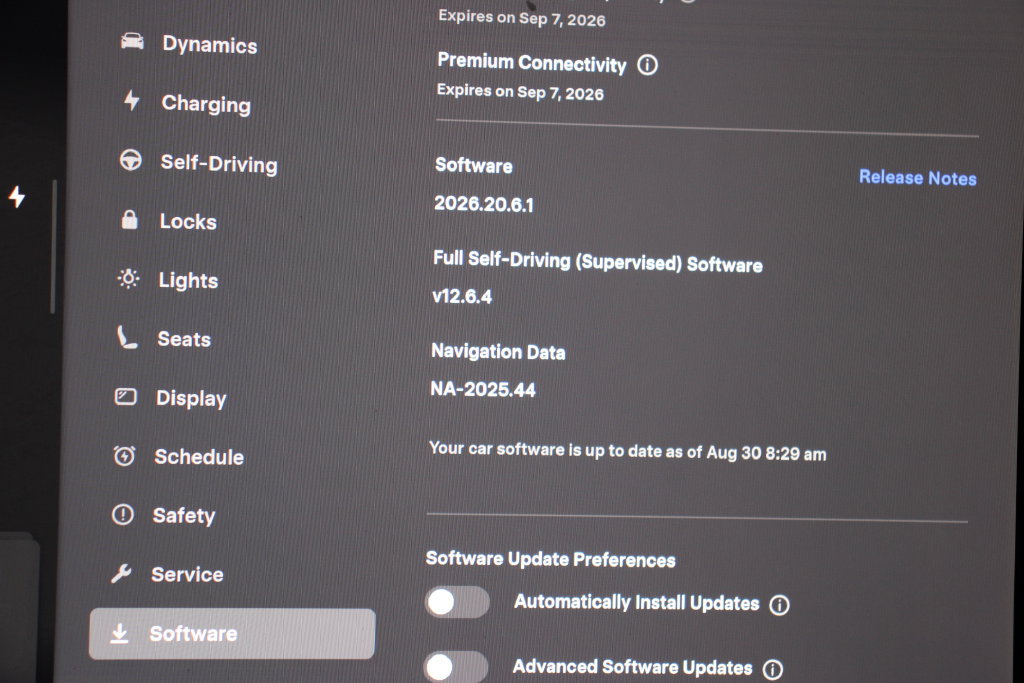 Used 2023 Tesla Model Y Performance AWD/4WD image 22