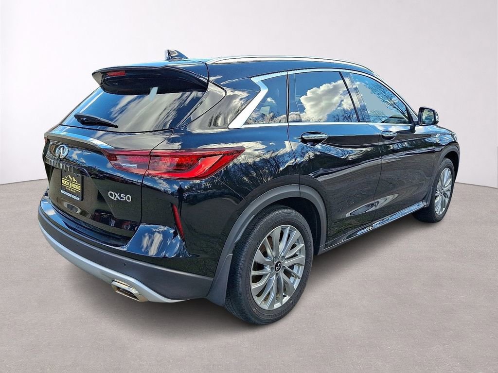 Used 2023 INFINITI QX50 Luxe image 7