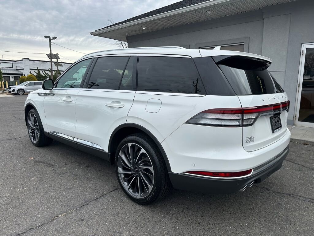 Used 2020 Lincoln Aviator Reserve w/ Equipment Group 202A image 5