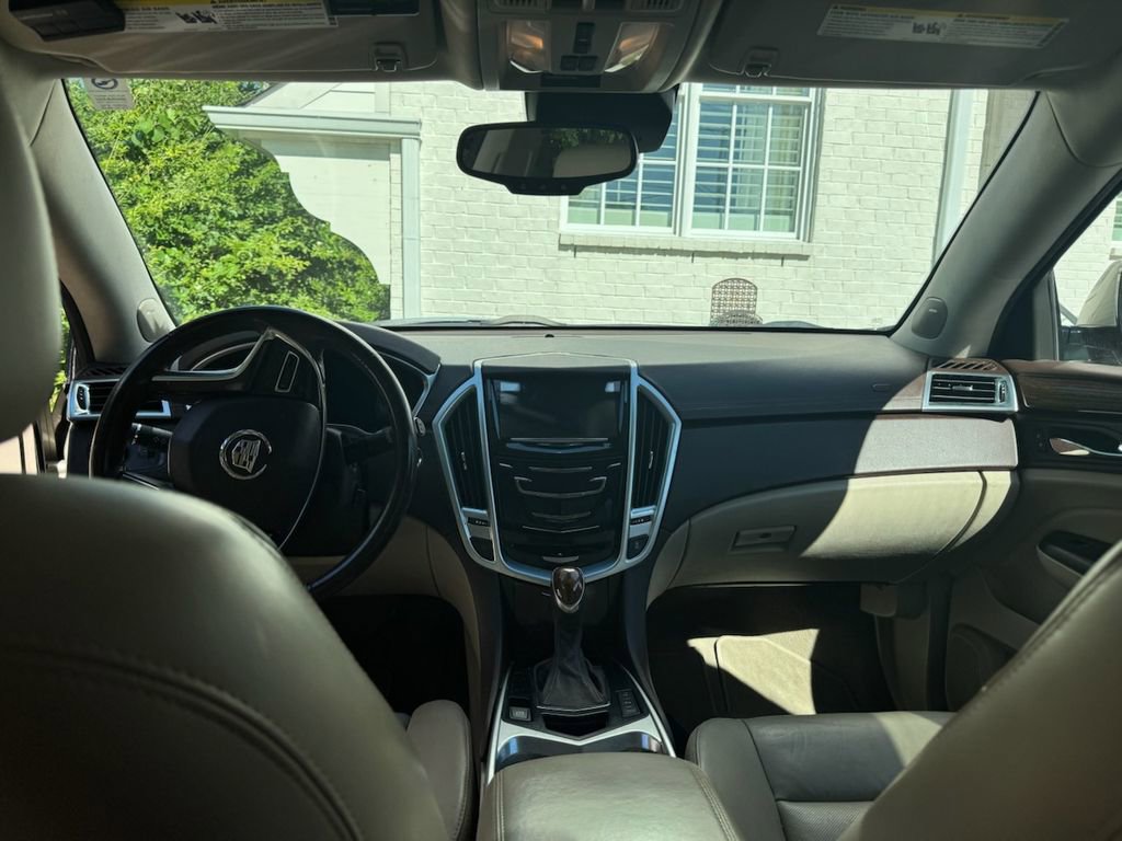 Used 2013 Cadillac SRX Luxury w/ Driver Awareness Package FWD image 8