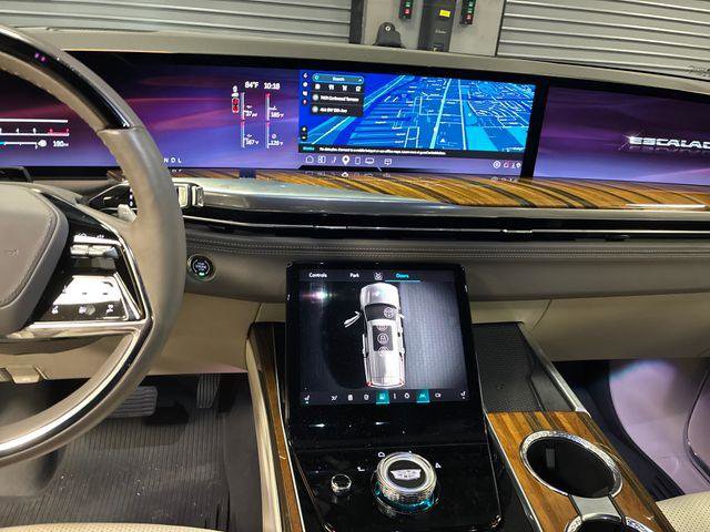 Used 2025 Cadillac Escalade ESV Sport Platinum w/ LPO, Floor Liner Package AWD/4WD image 50