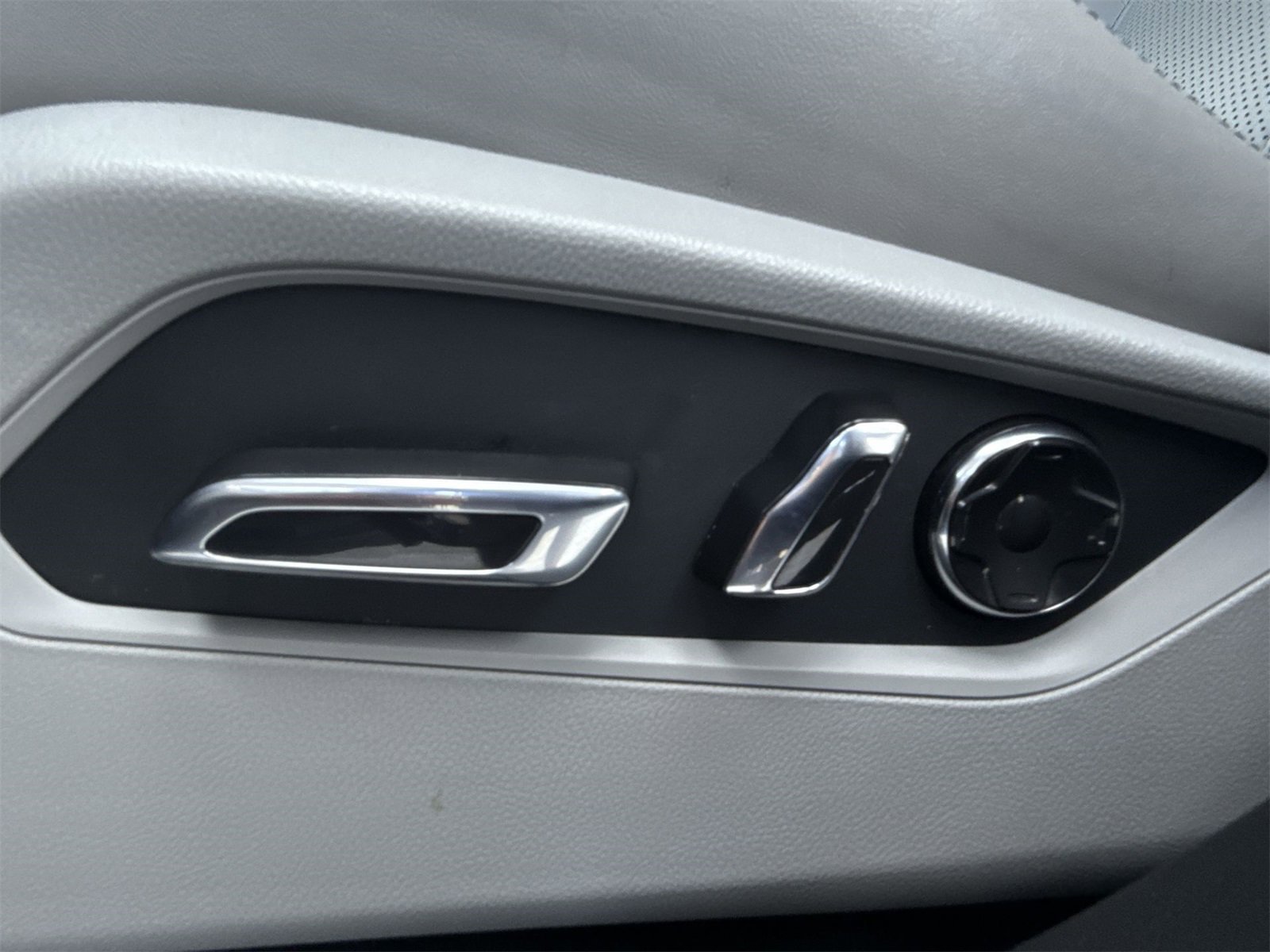 Used 2020 Acura RDX w/ Technology Package image 17