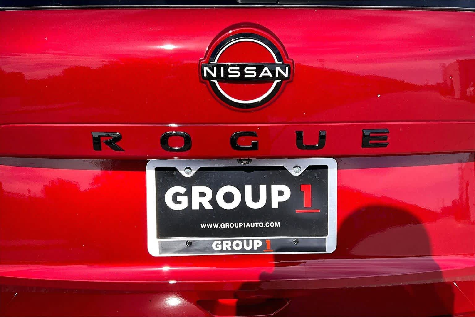 New 2027 Nissan Rogue Dark Armor FWD image 8
