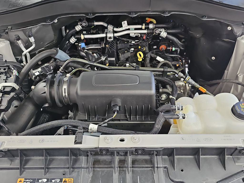 Used 2024 Ford Explorer XLT image 28