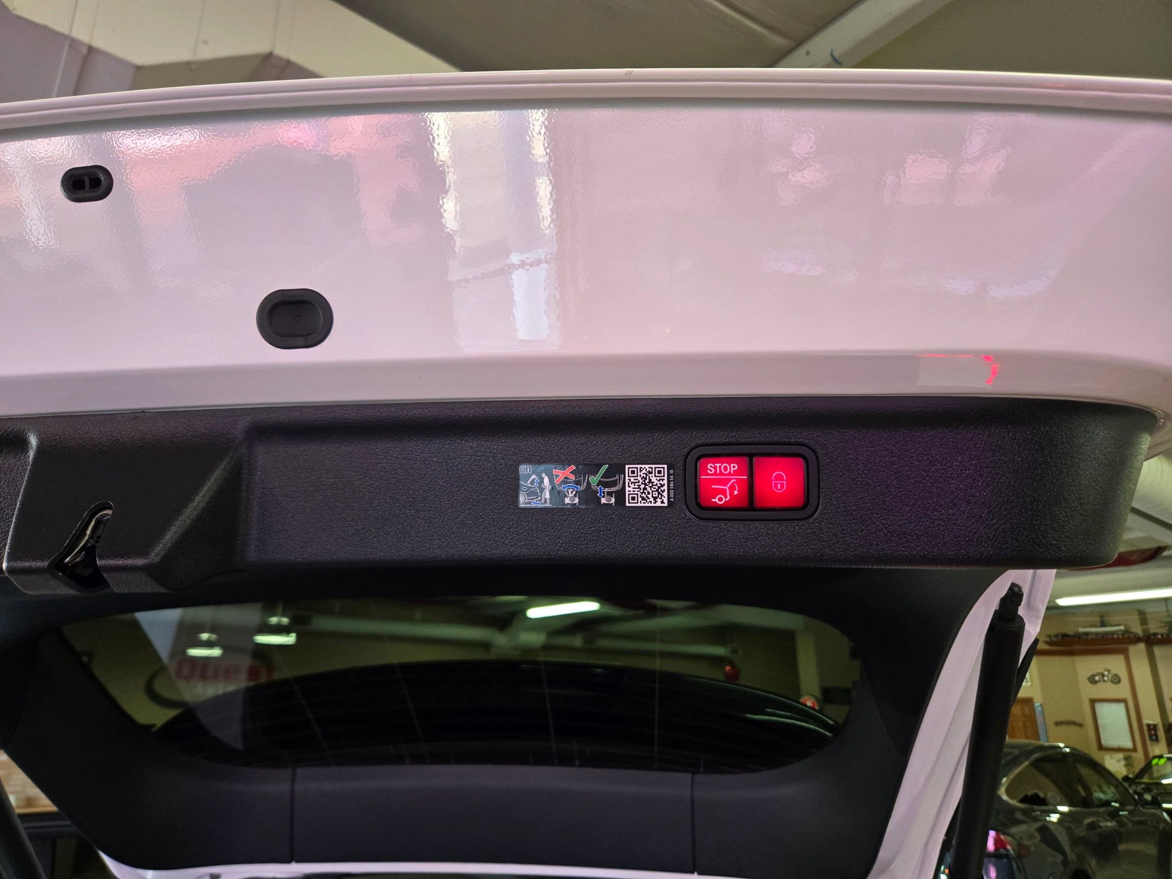 Used 2023 Mercedes-Benz EQE 500 4MATIC SUV image 64