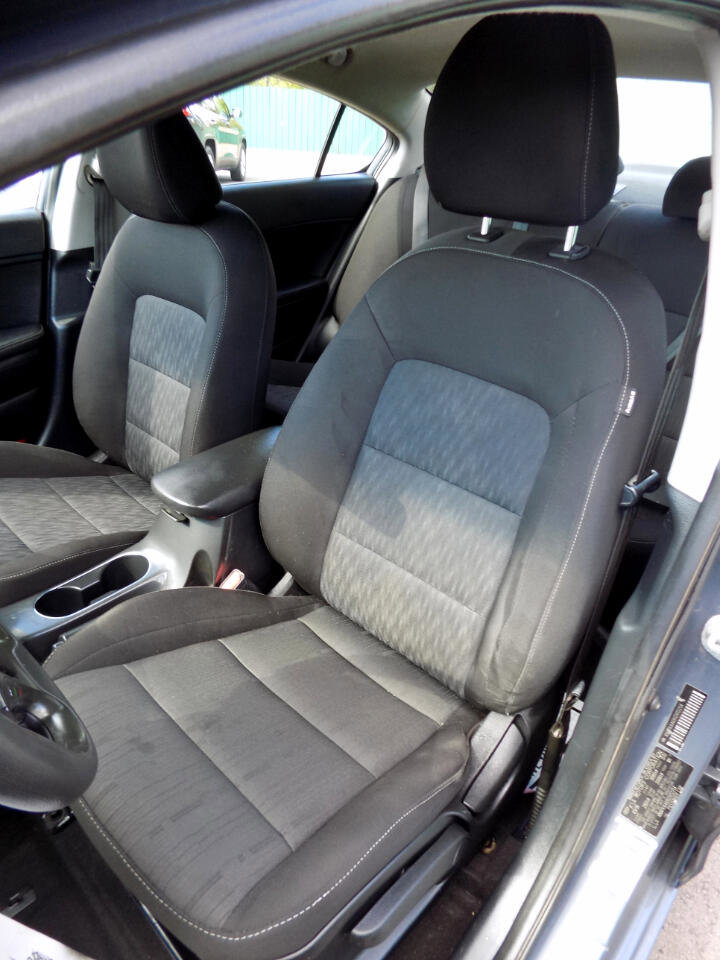 Used 2016 Kia Forte LX image 9