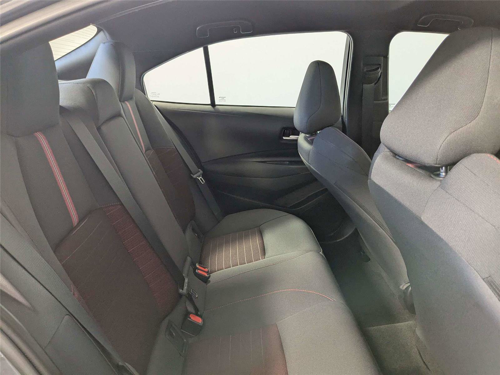 Certified 2026 Toyota Corolla SE FWD image 27