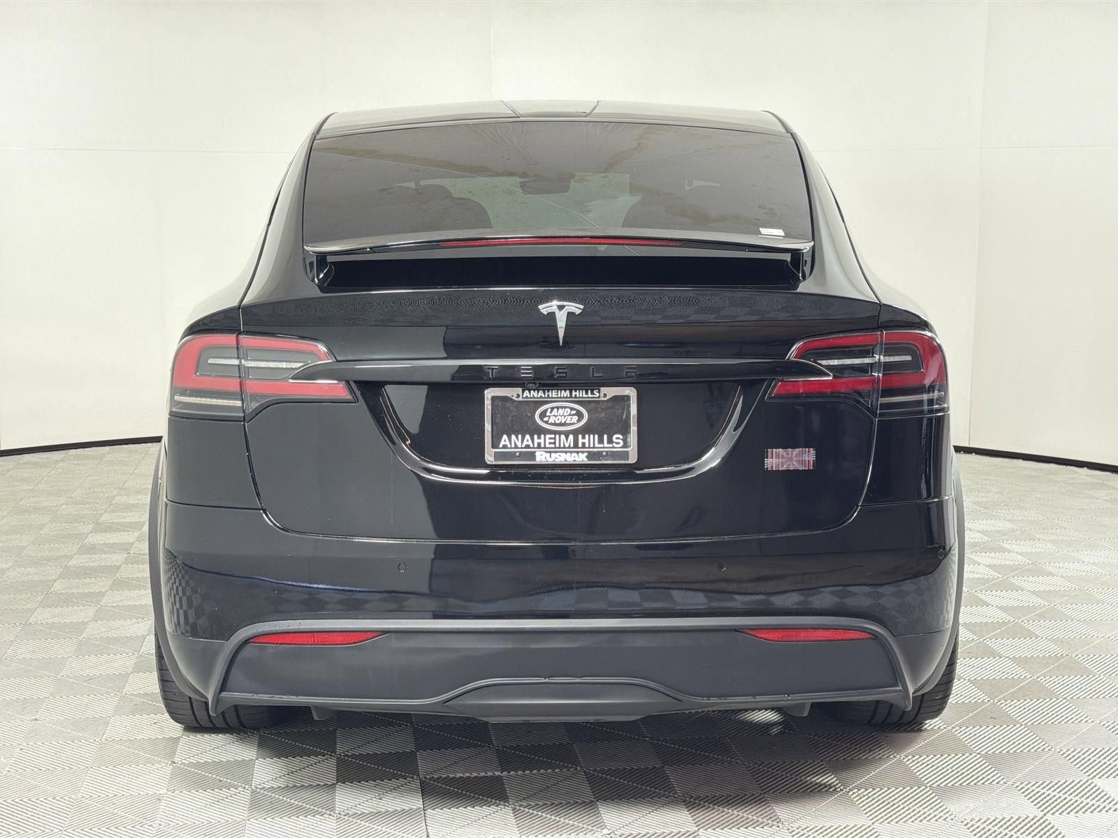 Used 2022 Tesla Model X Plaid image 4