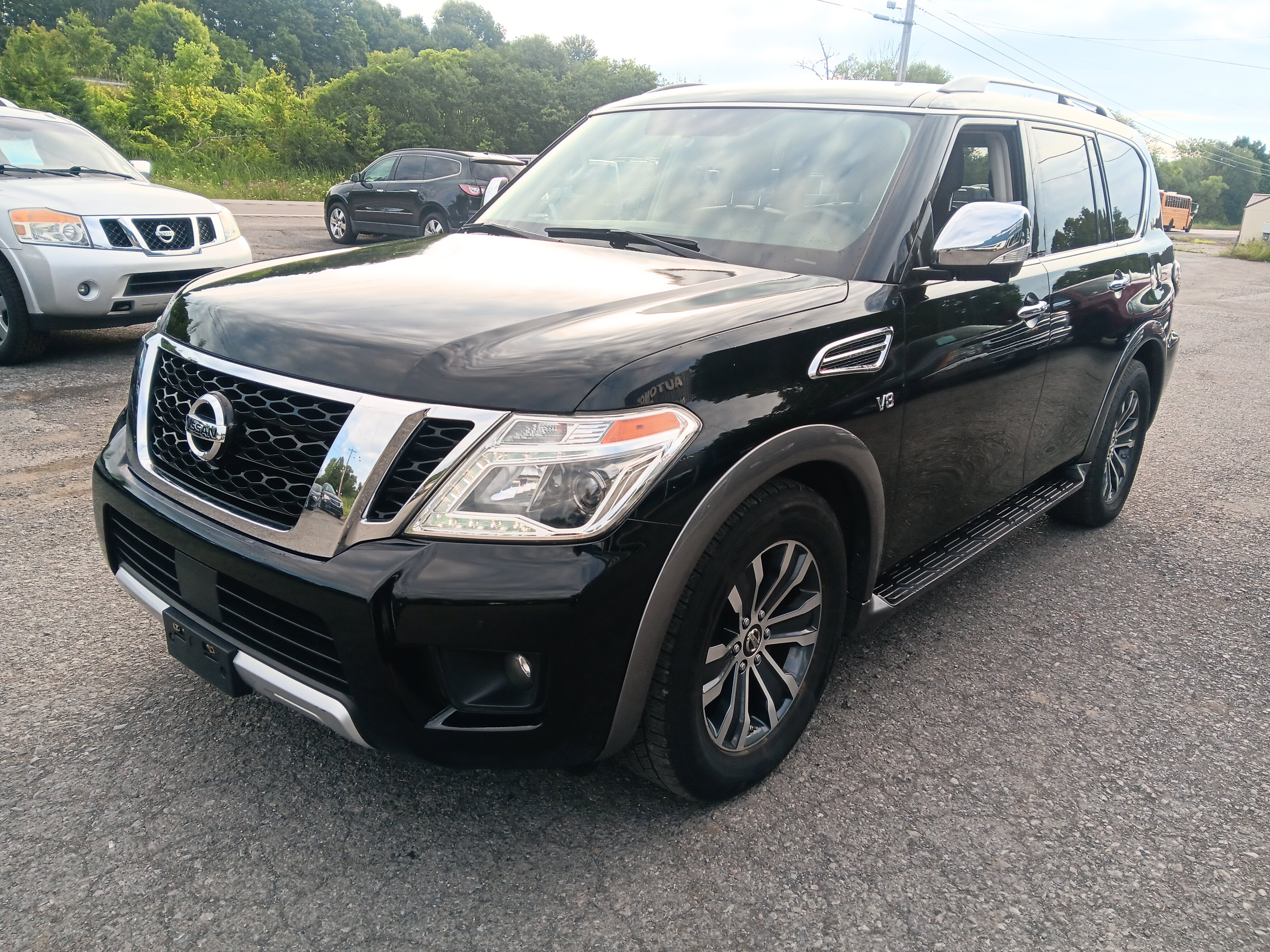 Used 2018 Nissan Armada SL w/ Moonroof Package AWD/4WD image 1