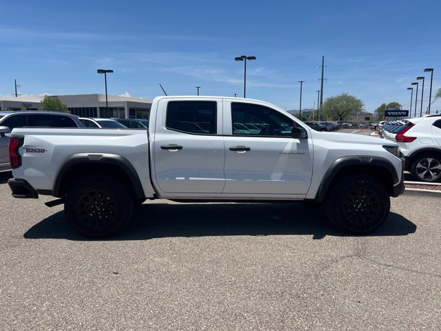 Used 2024 Chevrolet Colorado Trail Boss w/ Technology Package AWD/4WD image 2