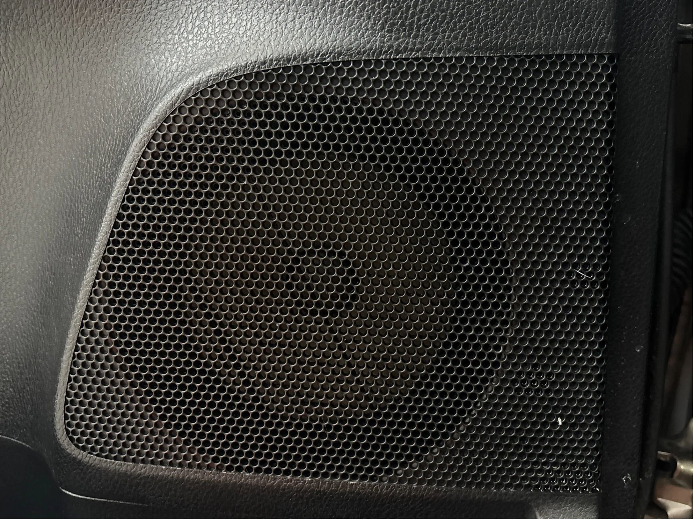 Used 2014 Toyota RAV4 Limited image 39