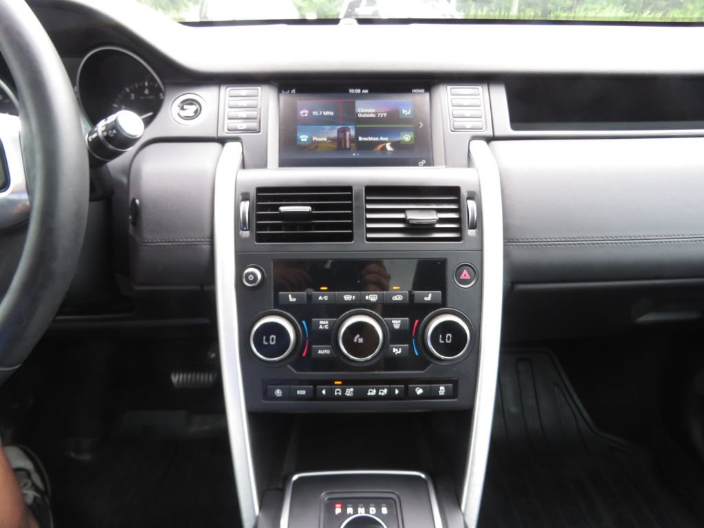 Used 2018 Land Rover Discovery Sport HSE AWD/4WD image 27
