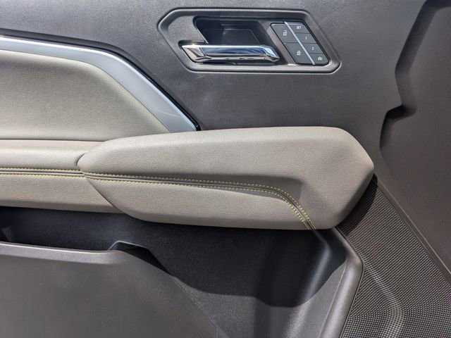 Used 2024 Chevrolet Colorado ZR2 w/ ZR2 Convenience Package III AWD/4WD image 26