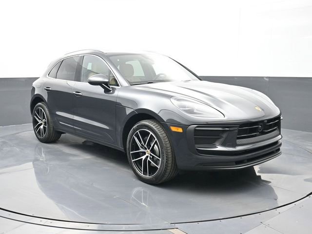 New 2026 Porsche Macan image 25