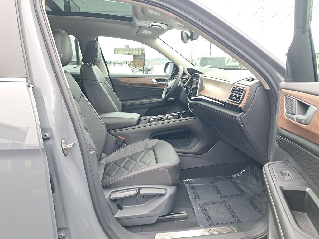 New 2026 Volkswagen Atlas SE AWD/4WD image 16