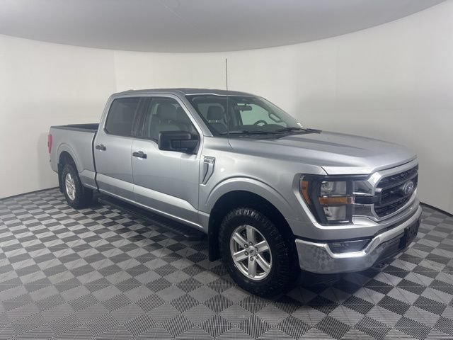 Used 2023 Ford F150 XLT AWD/4WD image 3