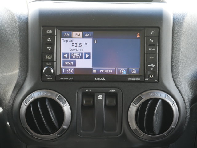 Used 2018 Jeep Wrangler Sport AWD/4WD image 18